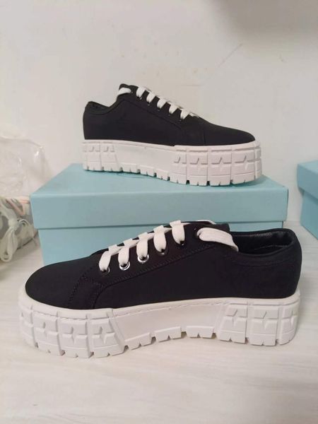 

double wheel re-nylon women luxury platform designer shoes triangle shoes low-ms height-increasing shoe thick bottom canvas stitching red bl