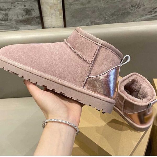 

2023 aus u5854 classical short miniwomen snow boots keep warm boot man womens plush casual warm boots sheepskin suede shoes chestnut, Black