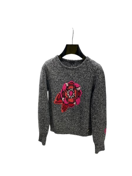 

autumn and winter new style elegant gouge decoration premium sweater, White;black