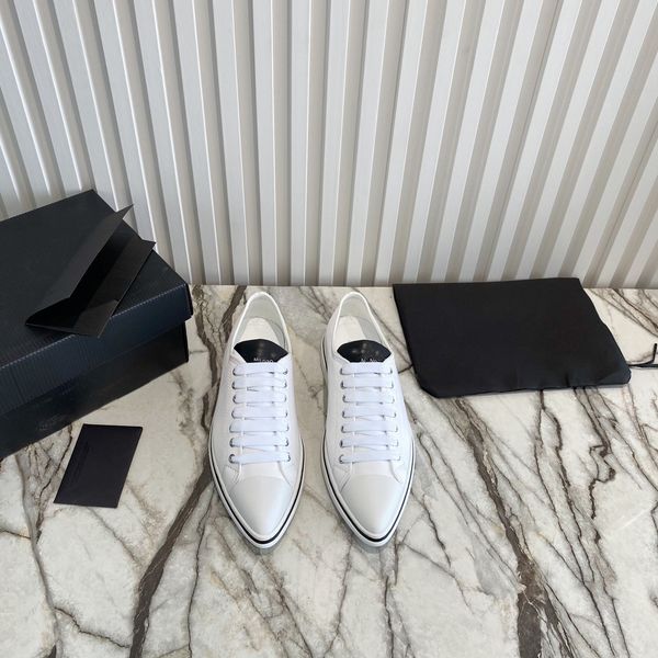 

italy casual shoes reflective height reaction sneakers triple black white multi-color suede red blue yellow fluo tan luxury men women design