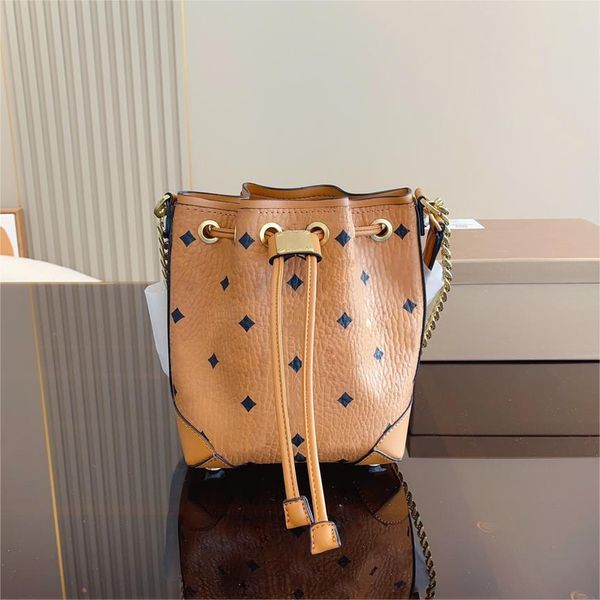 

aren visetos drawstring bag internal open pocket and card slot chain bucket bag non-removable shoulder strap 2023 trendy handbag mwdaabf03co