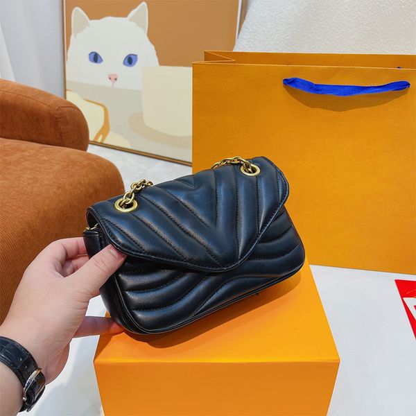 

woman designer bags leather messenger crossbody bag shoulder chain classic style handbag luxury wallet purse lady tote bag clamshell handbag