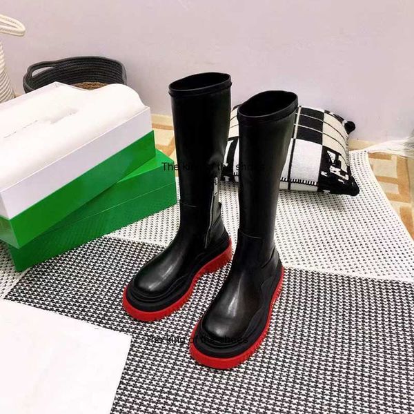

bottegas 2022 women boots tire botega storm tires up chunky high boot real leather shoes crystal outdoor martin chaussures de designer, Black