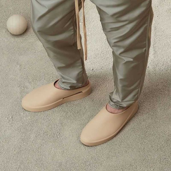 

fog slippers adilette 2023 slides men women fashion outdoor designer sandals massage pantoufle black boosts slipper summer beach moccasin sl