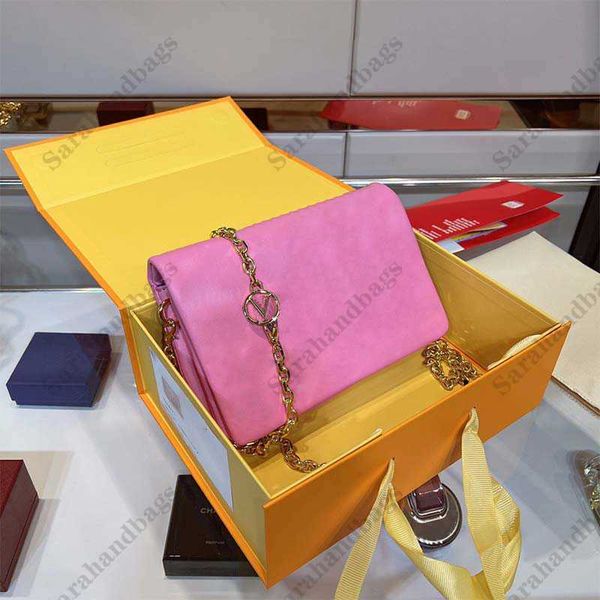 

5a designers chain bags fashion mini coussin luxurys shoulder bags woman forward women crossbody three layers purse wallet