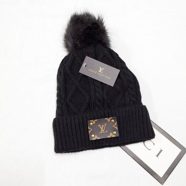 

2022 classic designer autumn winter style beanie hats men and women fashion universal knitted cap autumn wool outdoor warm lv caps, Blue;gray