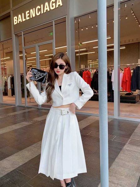

two piece dress designer new fashion triangle micro label pleated skirt suit, White
