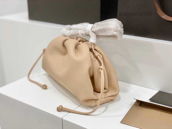 

designer women bags leather crossbody handbags fashion shoulder purses fashion hand pouch cloud bag bagsmall68