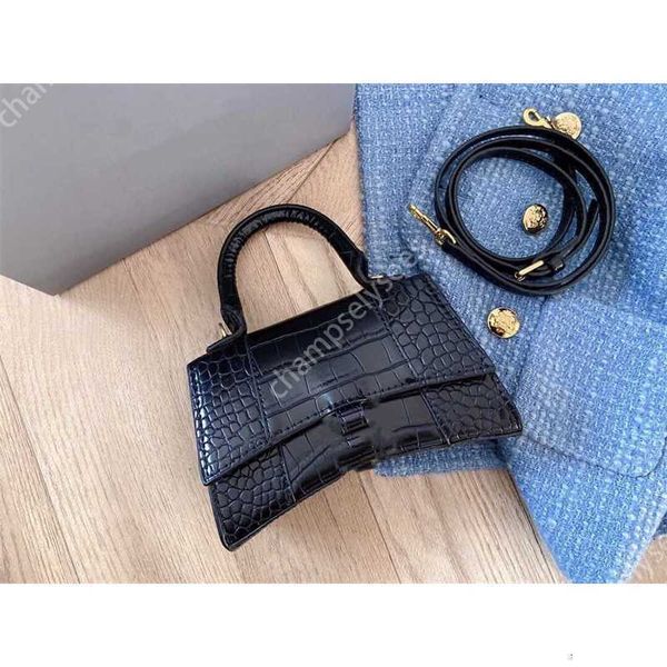

mini designer bag fashion totes handbags hourglass women half moon evening cross body stone leather retro letter pendant luxury tote purse32