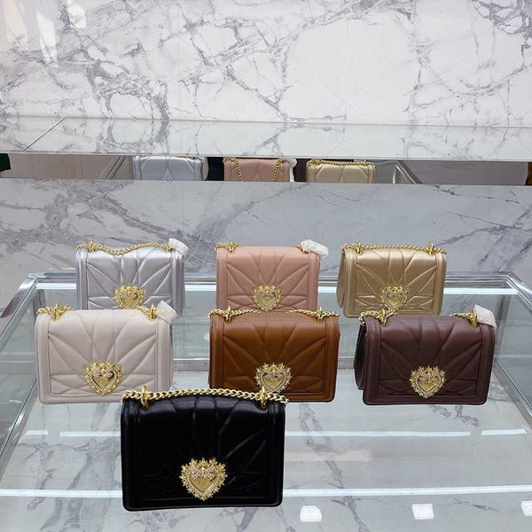 

luxury bag womens leather shoulder bags fashion designer bag heart-shaped decoration wallet mini square chain crossbody bags purse handbag 2