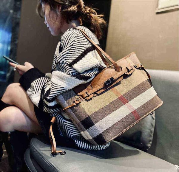 

burbrery crossbody handbags bags burbrery onthego tote luxuries designers women bag purses totes designer woman handbag shoulder 9452381