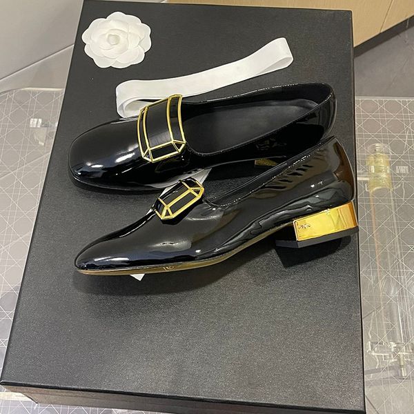 

womens cowhide patent leather dress shoes low heels loafers designer square toes casual flat shoe classic sandals with jeans 22ss black for