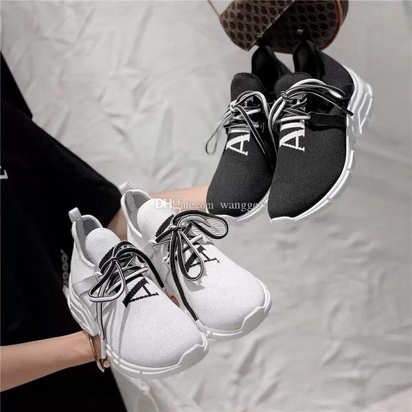 

2022 new fashion super comfortable women's casual shoes breathable knit versatile style sneakers simple solid outsole letter spelling u, Black