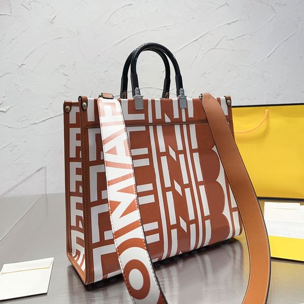 

tote bags crossbody bag women handbag cobranded purse plain under arm shoulder bag fashion spray letters print hasp hardware detachable belt