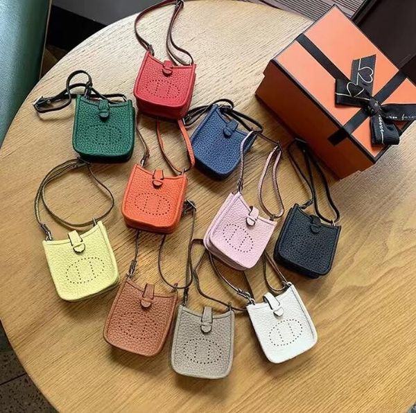 

mini earphones key buckle bag car cute keychain handmade soft leather lipstick girl keychains woman purse wallet bags pendant coins purse ac, Silver