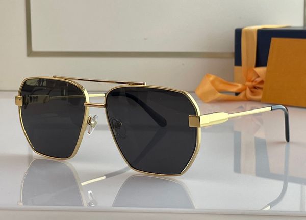 

fashion trendy designer z1834 mens sunglasses classic vintage metal square shape sun glasses summer simple versatile style uv protection com, White;black