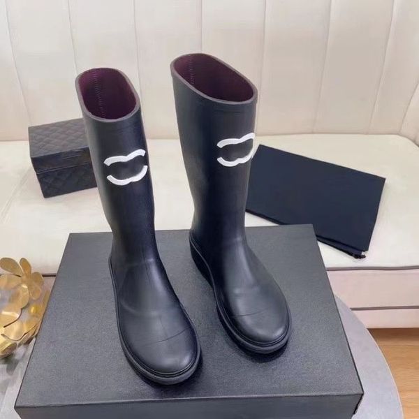 

2023 croc boot women designer boots paris rain boots men knee high booties 20mm long arch eva rubber platform rainboots green bright pink bl, Black