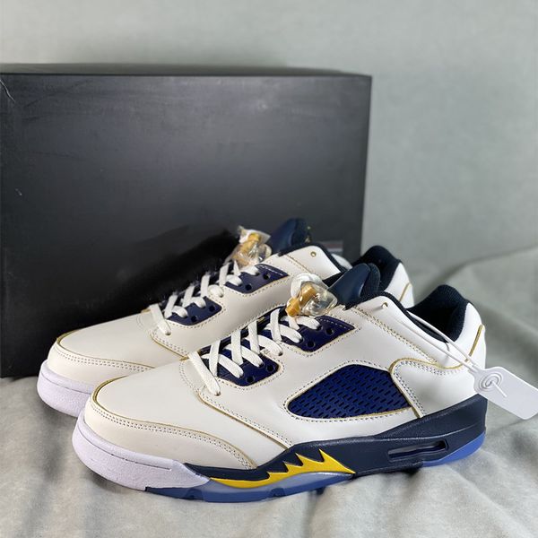 

white leather vamp low basketball shoes metallic gold star-midnight navy sneaker