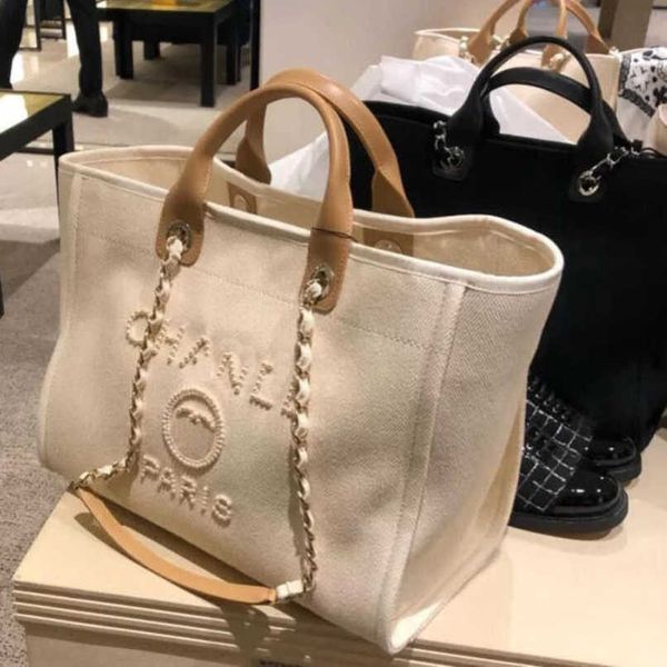 

luxury women's evening classic bags ch brand canvas handbag fashion beach hand bag designer female backpack large capacity small packs, Black;red