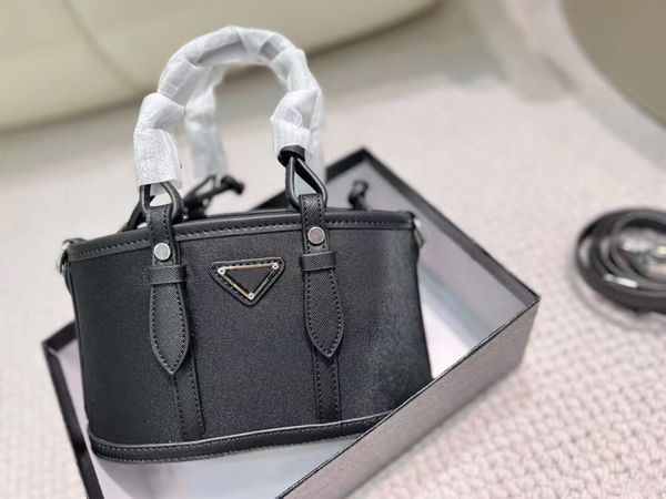 

new bucket tote bag designer handbag luxuries designers totes bags fashion black leather underarm crossbody shoulder bags woman luxury shopp
