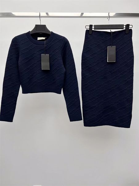 

designer women's sweater new product f knitted suit skirt short style crewneck long-sleeved pullover high waist half pressed casual sui, White;black