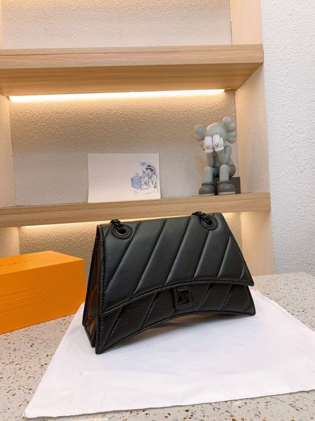 

2023 highs quality re-edition designer bags 2000 nylon leather shoulder bags women crossbody messenger handbag evening totes purse wholesale