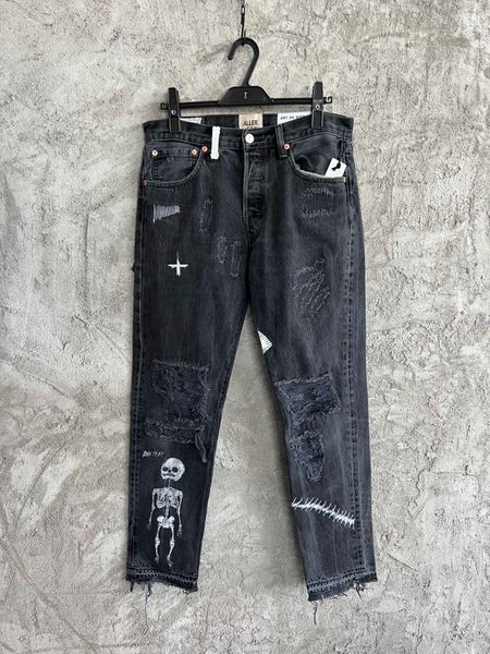 

2023 designer men's straight leg jeans embroidery fashion worn-out pants us size 28-36 hip hop worn zipper, Blue