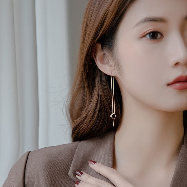 

2022 high sense simple black square pendant long earline korean fashion jewelry girl's temperament earring accessories for woman, Golden;silver
