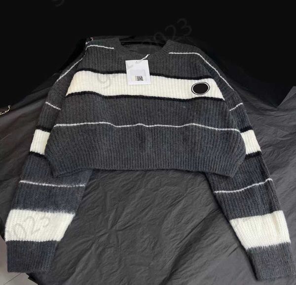 

womens sweaters contrasting color striped crew neck pullover knitted sweater off shoulders long sleeves short knitwear designer women appare, White;black