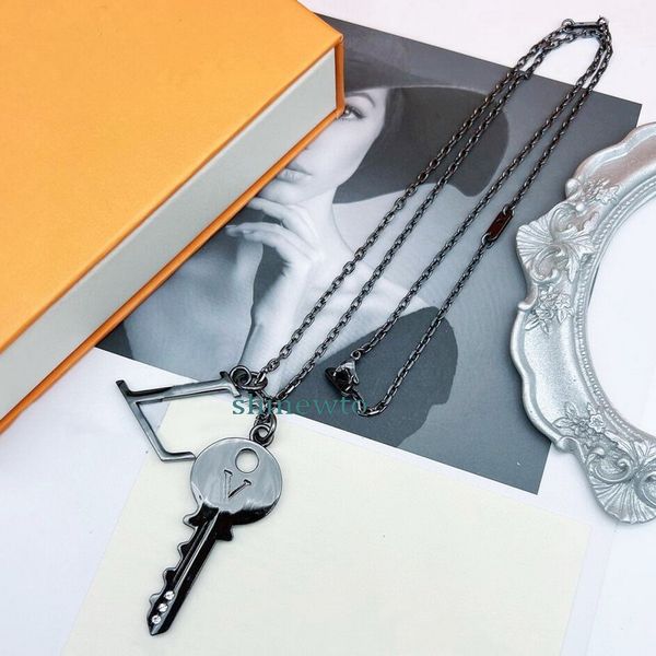 

europe america fashion style necklace men lady women gun silver-colour metal with v initials diamond key pendant chain