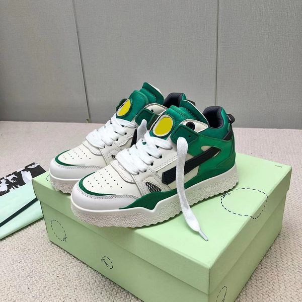 

llv shoes 2023 men mid-shoes out of office sneakers with black arrows on both sides rubber sole white lace-up strap designer mens womens djh
