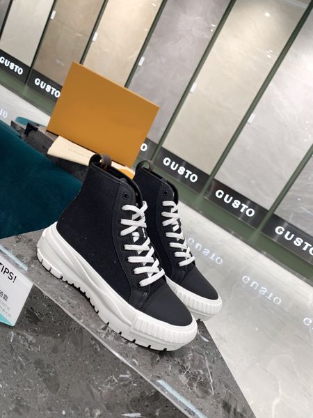 

women designers oversized leather shoes men boots ankle martin monolith boot military inspired combat platform womens 0613, Black