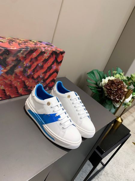 

2023 new designer woman shoe leather lace up men fashion sneakers white black mens womens luxury casual shoes 444