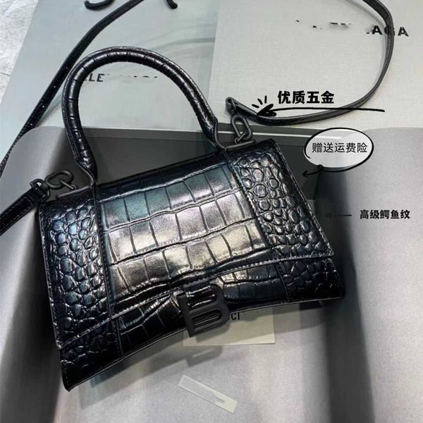 

designer baliciga handbag paris bag cowhide fashion one shoulder handbag crossbody qlud, Black;red