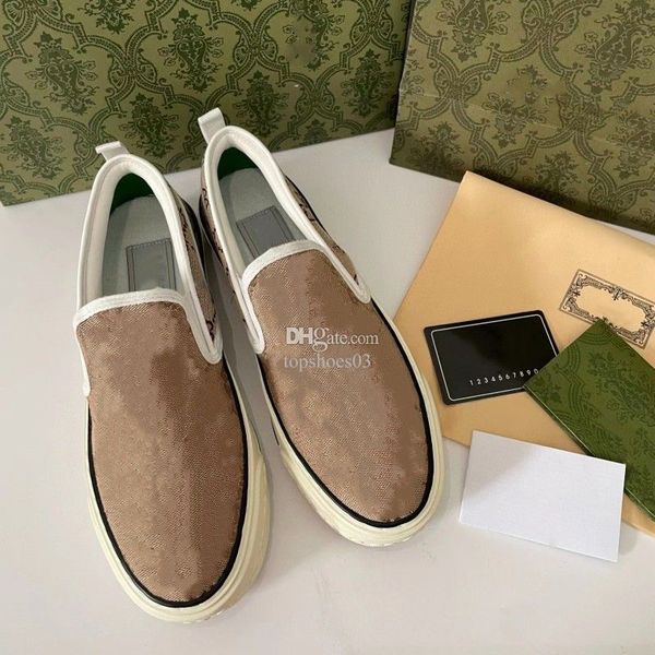 

2022 women sandals classic old flower canvas shoes flat heel designer shoes jelly clour 3cm platform outdoor beach travel comfortable round, Black