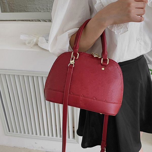 

bags totes handbag designer bag women classic imitation luxury brand letter embossed logo plaid shoulder shell bag fashionable simple style