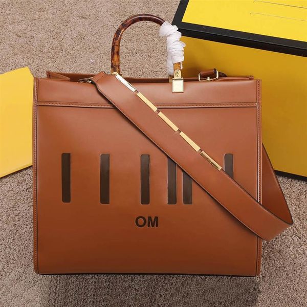 

brown designer handbags tote bags leather material large capacity crossbody bag men women universal classic style pouch272v