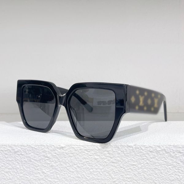 

sunglasses for women men summer 1565 style anti-ultraviolet retro plate full frame glasses random box, White;black