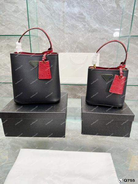 

famous designer fashion lady bucket bags triangle shopping shoulder bag cross body plain letter leather soft star totes perfect handbags wom