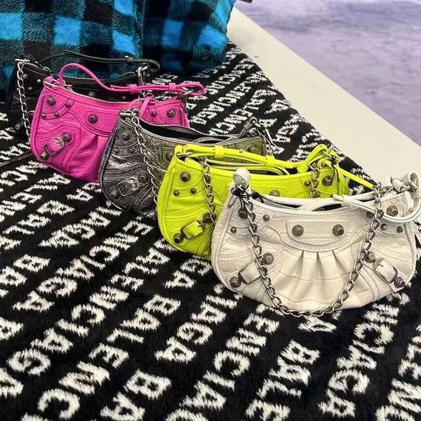 

designer luxury womens bag balencigas handbag b-shaped paris single shoulder messenger fashion square gift shoulder oblique span versatile h