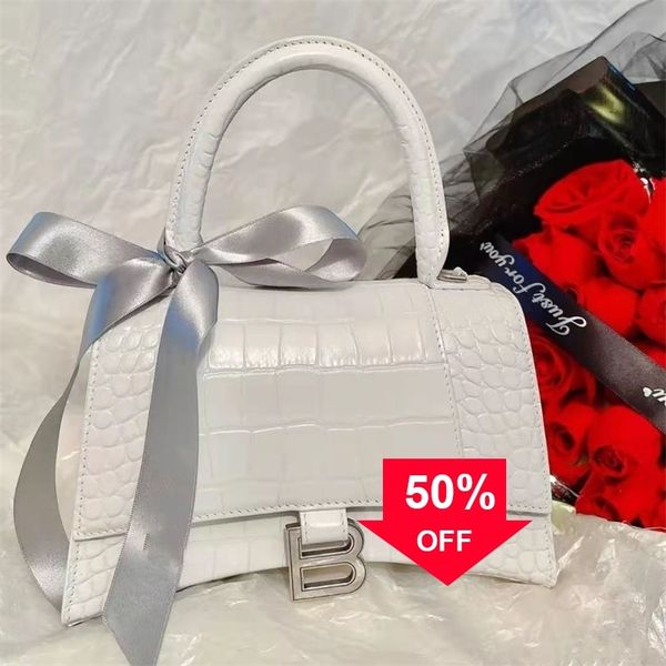 

luxury designer balencaigass bags leather women's 2022 early spring new versatile crocodile hourglass messenger b-shaped portable bag b