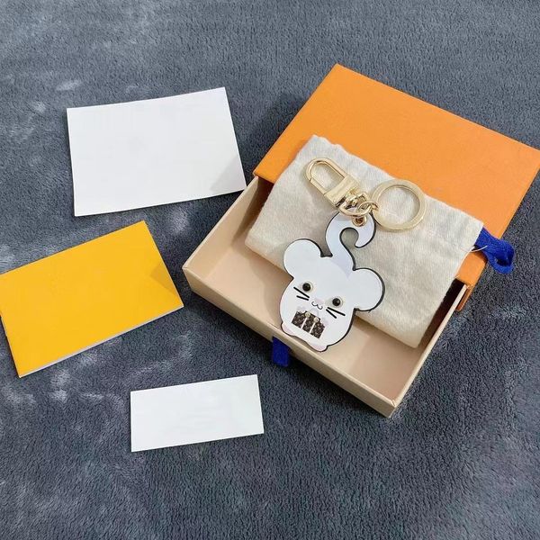 

mouse keychain designer key chain leather key ring animals lovers keyring for women mens classic luxury car pendant cute keychains with box, Silver