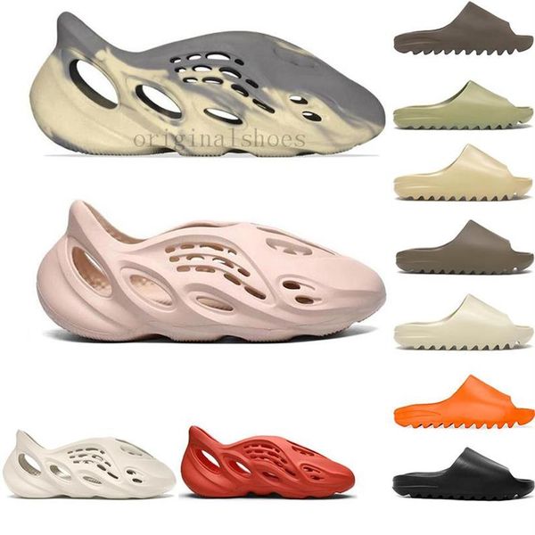 

2021kanyewest mens slides designers sandals foam runner moon grey soot bone black white resin brown womens slippers with box loafe236l