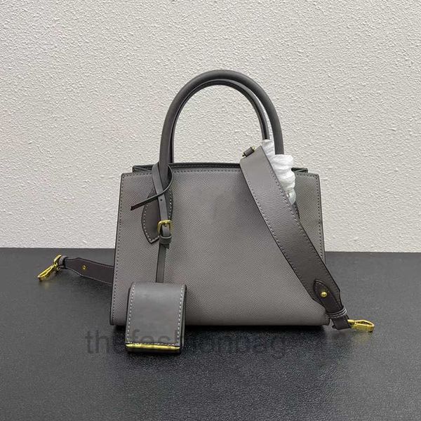 

luxurybrand women leather bags fashion designer andbags wide shoulder straps for business