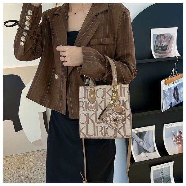 

fashion small tote bag for women designer letters handbags luxury pu leather shoulder crossbody bags shopper purses