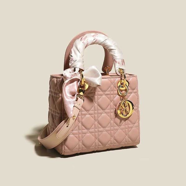 

luxury handbags wallet crossbody vintage leather chain women bag versatile messenger portable tote diana advanced 6lhz