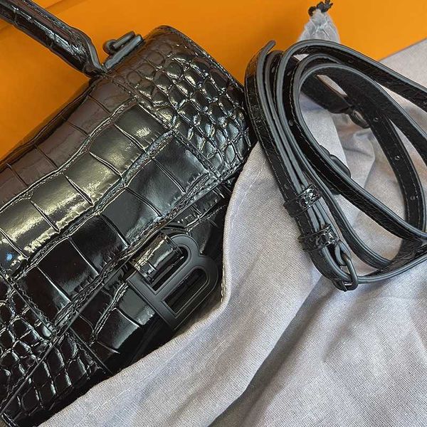 

designer balencaigss handbags advanced texture crocodile hourglass bag 2022 new leather bshaped single shoulder messenger handbag fashion