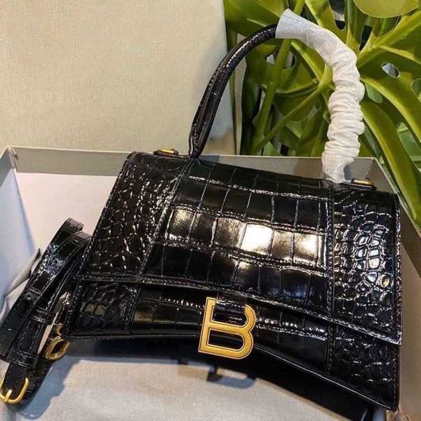 

designer hourglas bags balenciga handbags net red hourglas diagonal cross hand fashion trend leather womens 2022 new ins style have logo frj