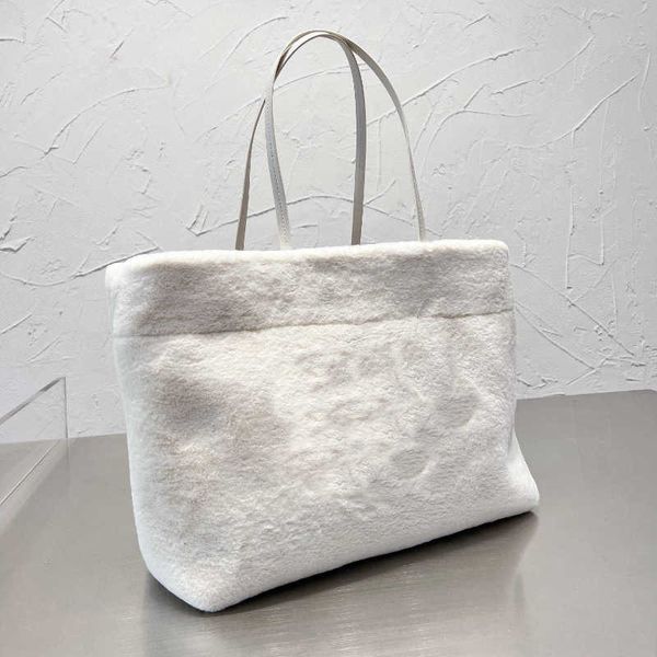 

totes winter plush women shopping bag fashion handbag purse terry fabric letter large capacity package pocket wallets 221002