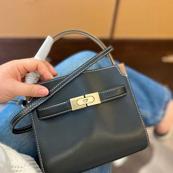 

designer luxury women the tote bag fashion versatile handbags shoulder crossbody bags purse tories totes large capacity saddle wallets 7a 7l